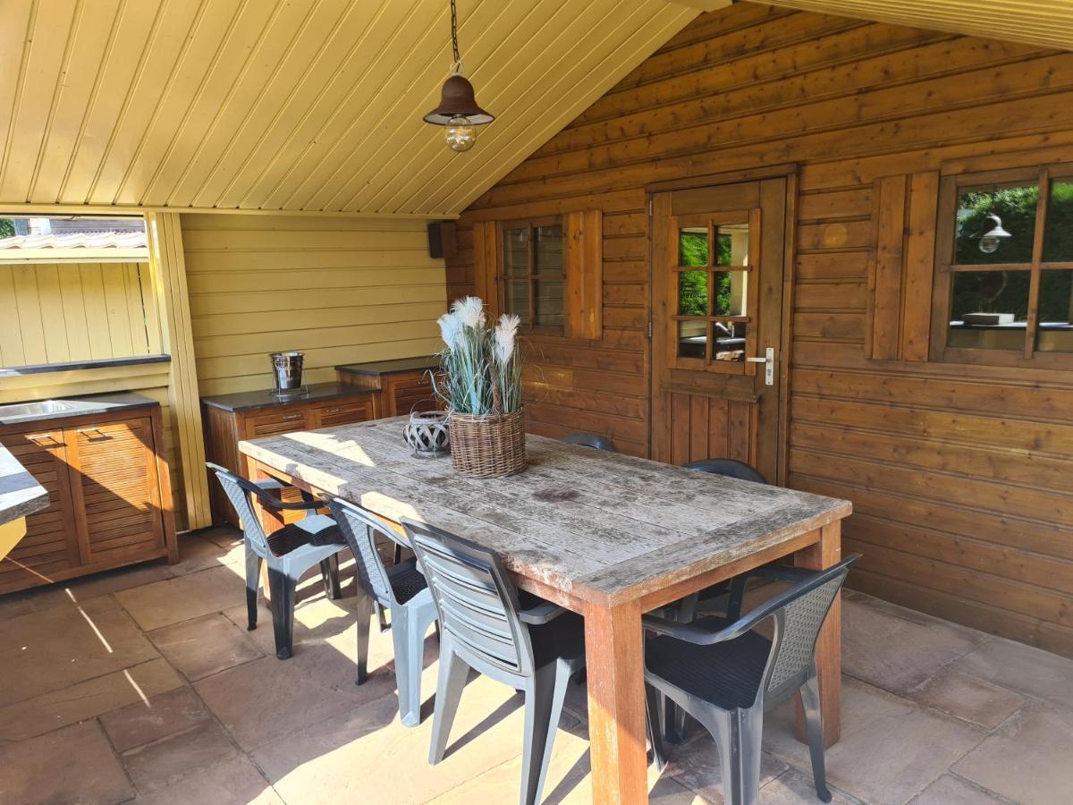 Holiday Home Villa Dora Noordwijkerhout Bagian luar foto