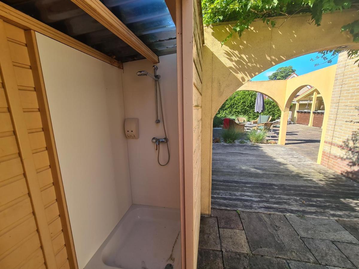 Holiday Home Villa Dora Noordwijkerhout Bagian luar foto